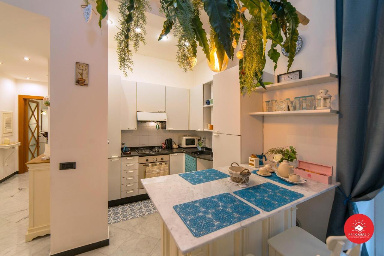 Holly House Apartment