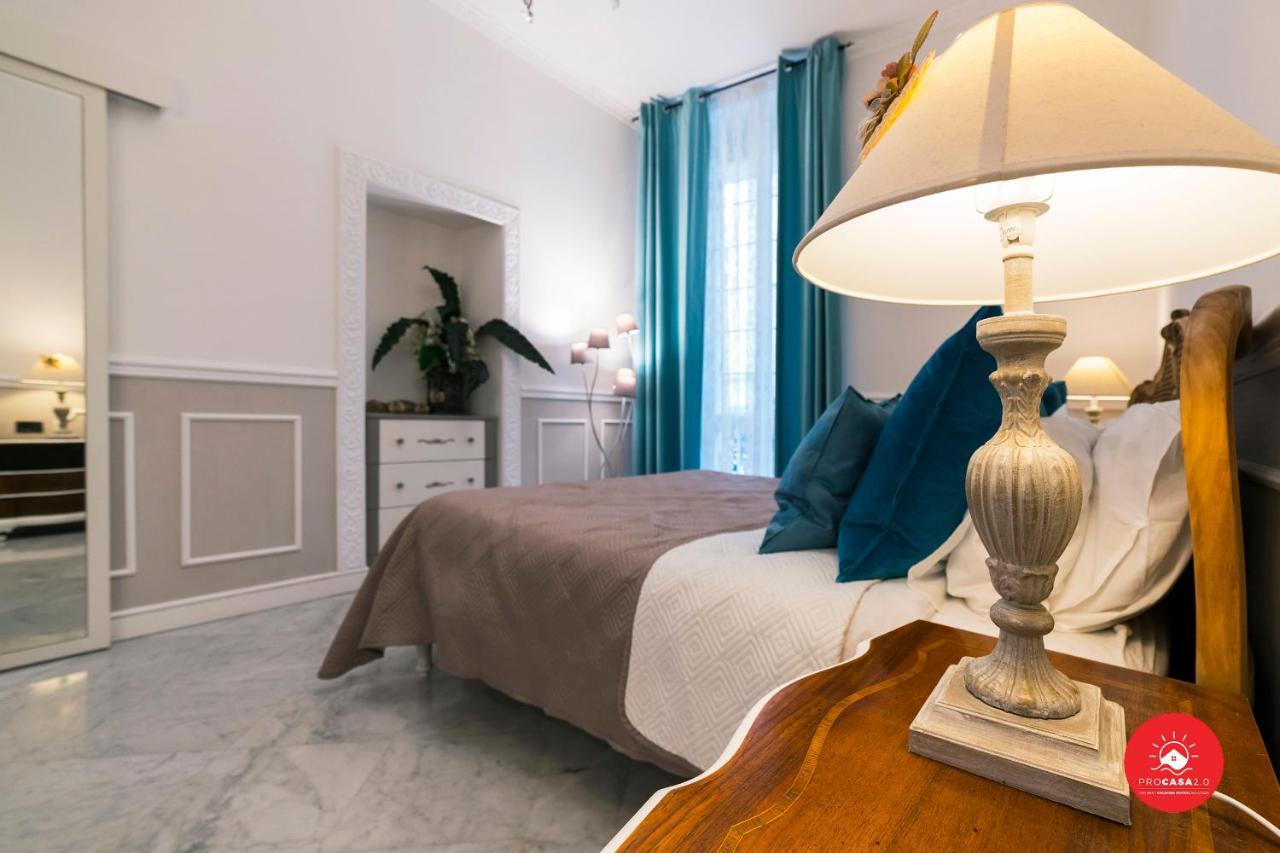 Holly House Apartment *
